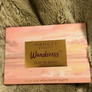 WANDER beauty wanderess dusk to dawn